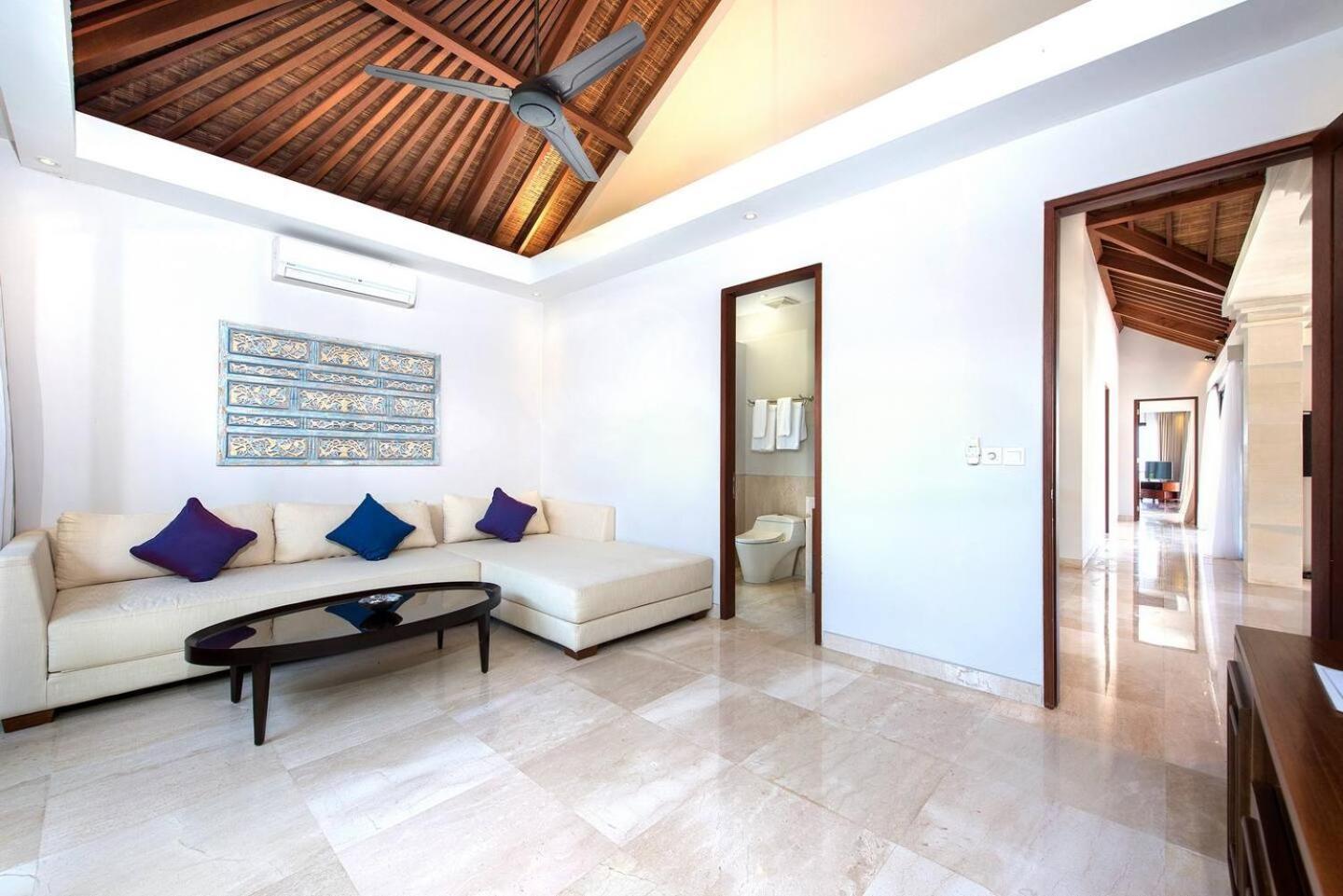 Hotel Karang Saujana Estate Uluwatu Exterior foto
