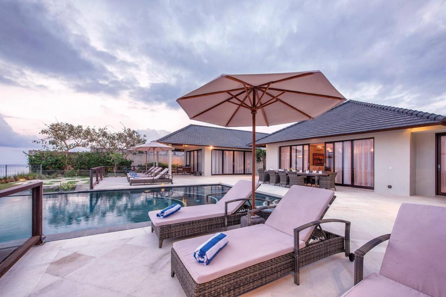 Hotel Karang Saujana Estate Uluwatu Exterior foto