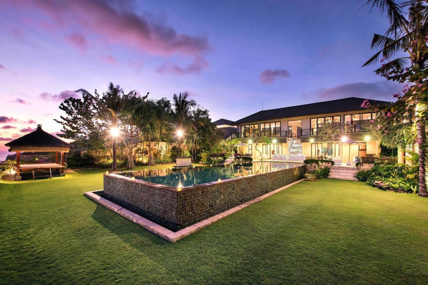 Hotel Karang Saujana Estate Uluwatu Exterior foto