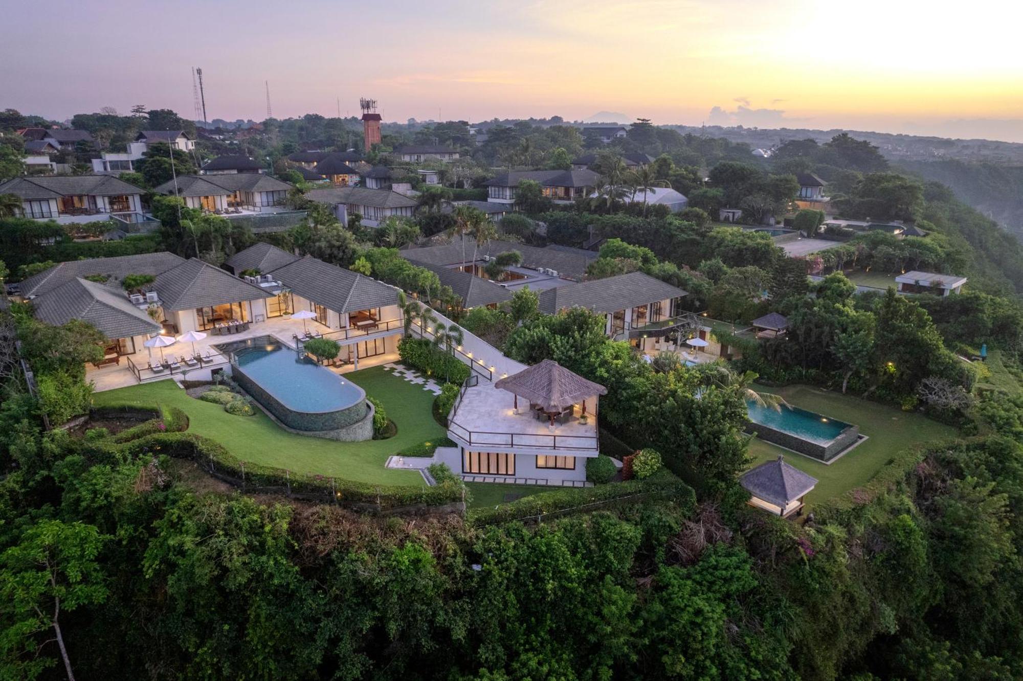 Hotel Karang Saujana Estate Uluwatu Exterior foto